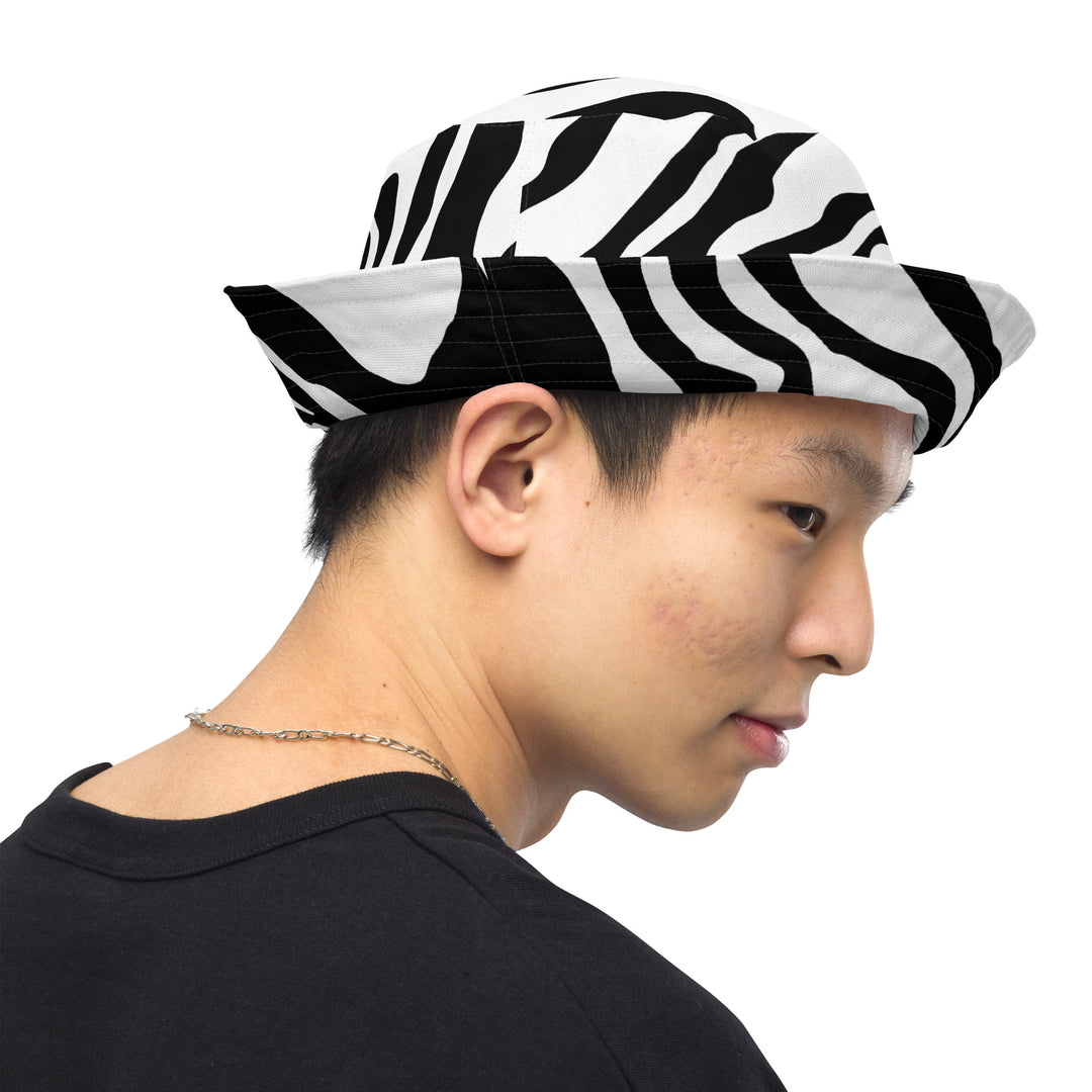 Reversible bucket hat