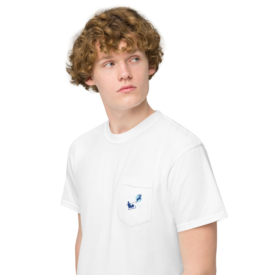 Alpaca'in Christmas Hos Unisex garment-dyed pocket t-shirt
