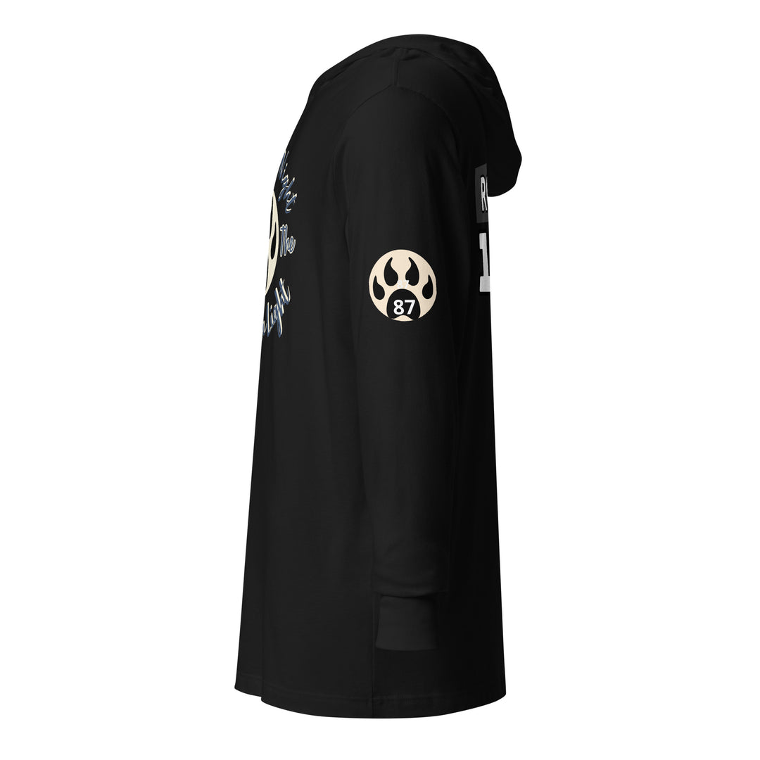The Still of the Night, wolf clawHooded long-sleeve tee