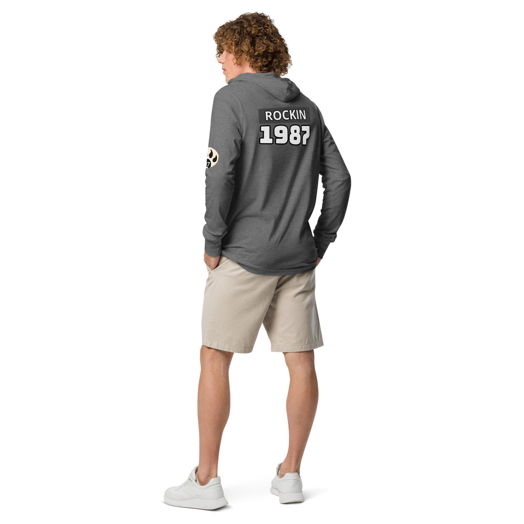 The Still of the Night, wolf clawHooded long-sleeve tee