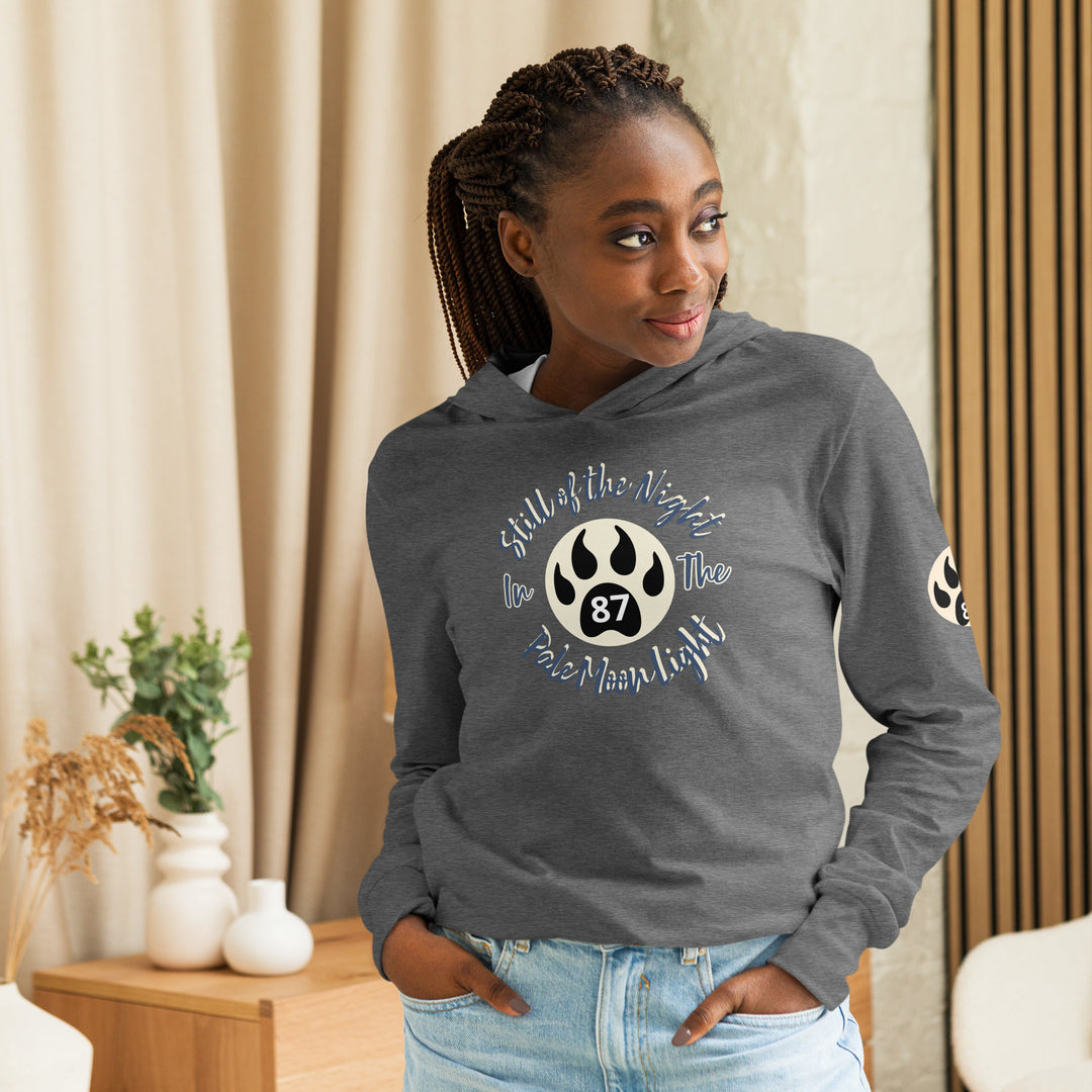 The Still of the Night, wolf clawHooded long-sleeve tee