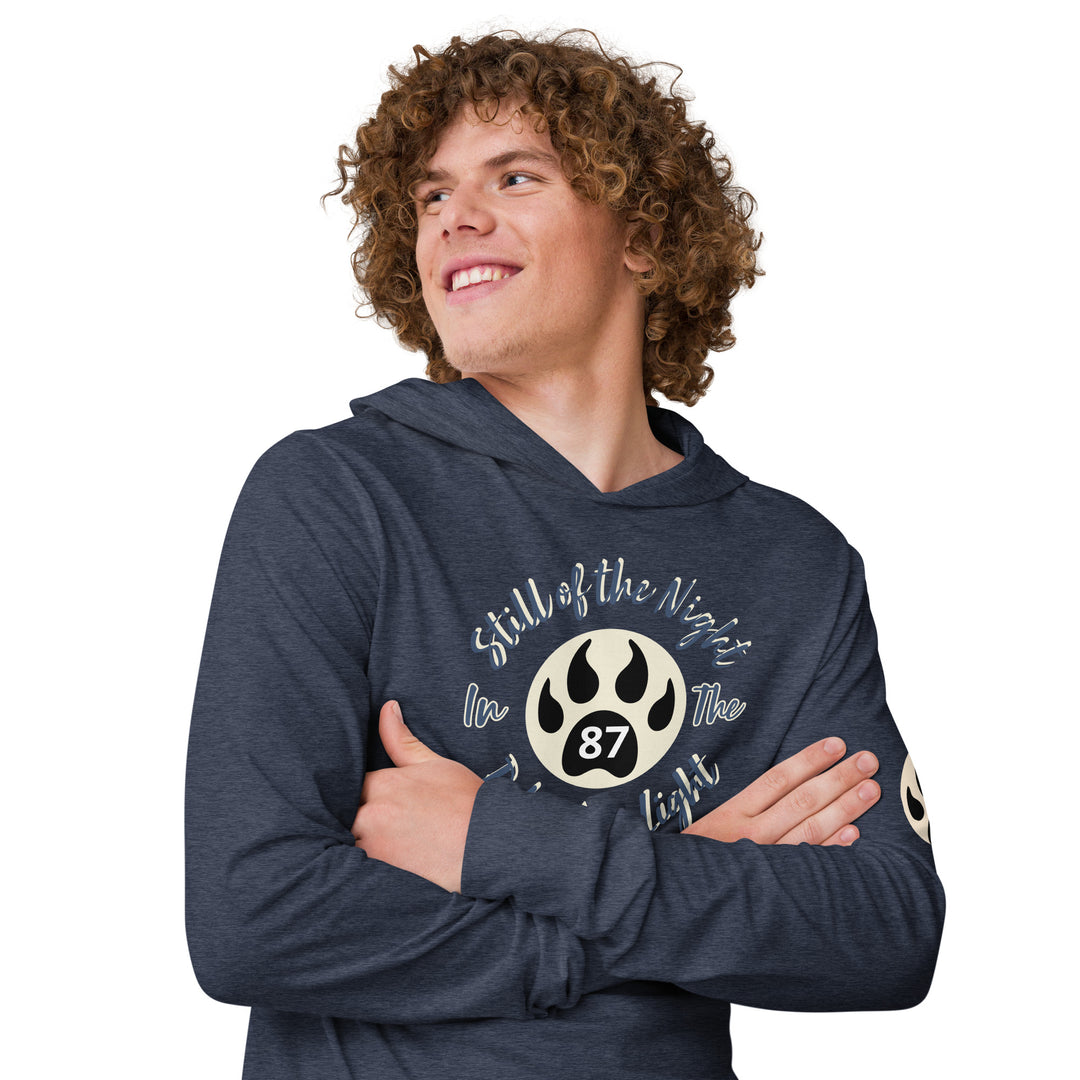 The Still of the Night, wolf clawHooded long-sleeve tee