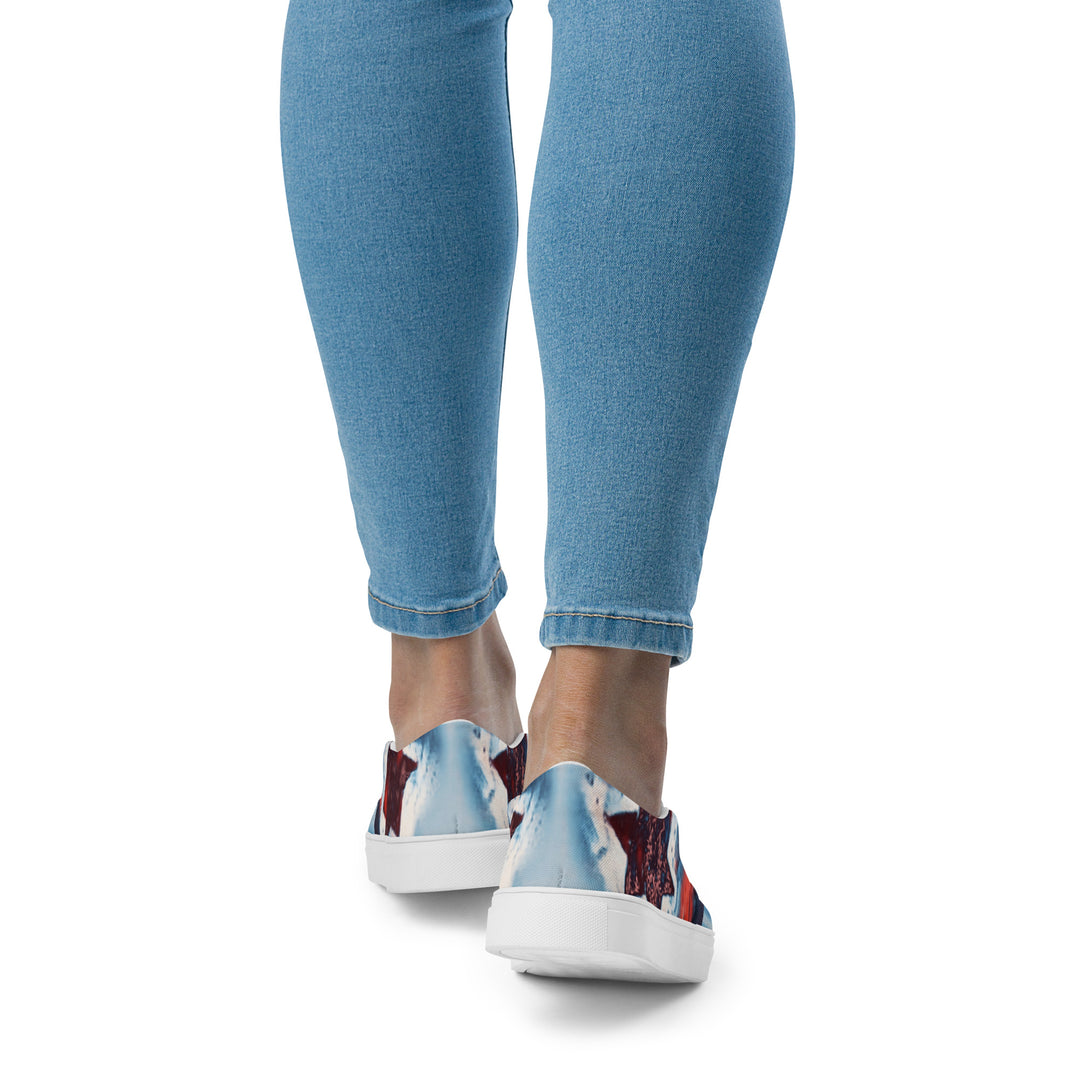 Women’s slip-on canvas shoes